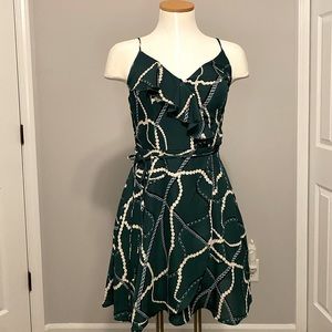 Teeze Me Faux-Wrap Dress |Back zipper|Pearl Print |Tie at waist |Lined |Size 1/2